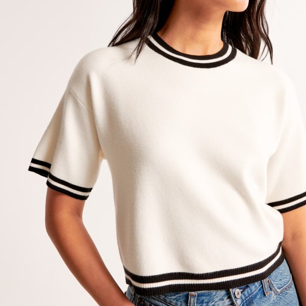 A&F LuxeLoft Sweater Tee - Cream M